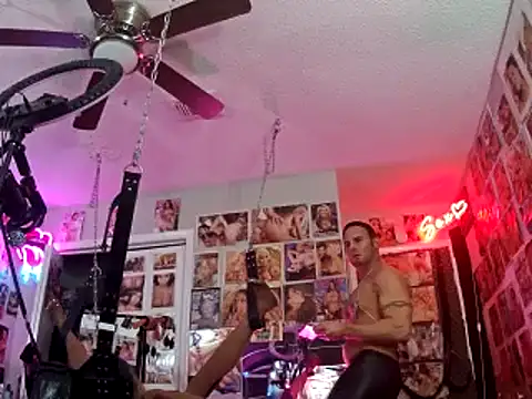 luvs2cumm69 online show from January 2025 02:30:02 AM