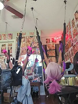 luvs2cumm69 online show from March 2026 04:21:02 PM