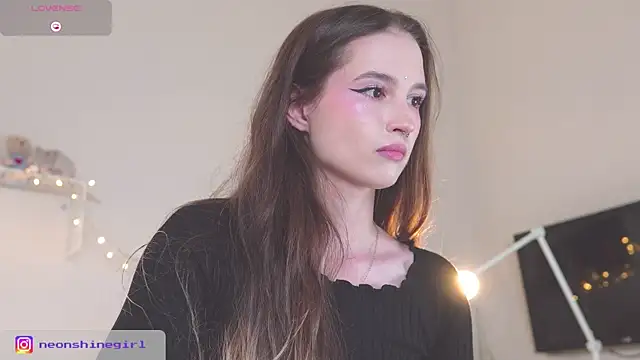 NeonShine online show from September 2025 05:31:01 AM