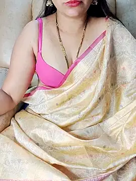 Snapshot of Traditional_Housewife_ chatting on March 2025 06:07:02 AM Traditional Housewife  online show from March 2025 06:07:02 AM