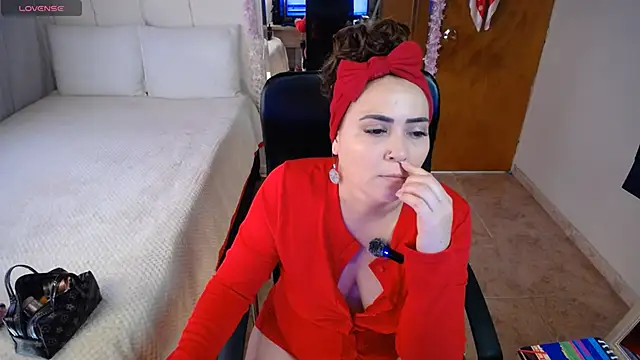 Snapshot of Sahory__ chatting on November 2025 08:25:02 PM Sahory online show from November 2025 08:25:02 PM