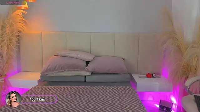 sofia pamela online show from March 2026 07:10:01 PM