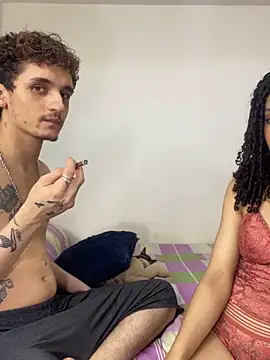 Snapshot of TheKing6ix9ine69 chatting on February 2025 06:06:02 AM TheKing6ix9ine69 online show from February 2025 06:06:02 AM