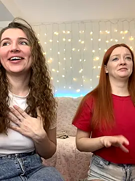 Radiants two online show from November 2025 02:50:02 PM