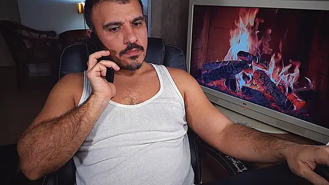 officeman7 online show from December 2024 05:35:02 PM