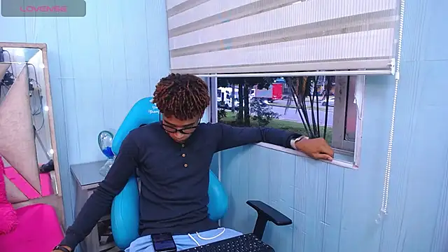 sexy blacks  online show from February 2025 11:25:01 AM