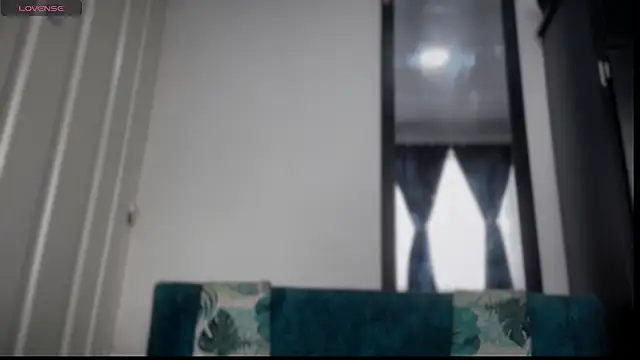 sexy blacks  online show from October 2025 01:34:01 PM