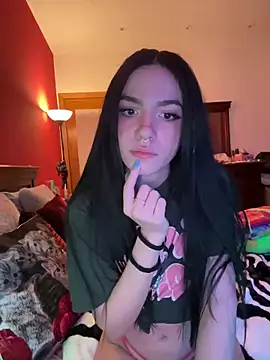 Snapshot of ShannonShanny chatting on December 2024 07:32:02 PM ShannonShanny online show from December 2024 07:32:02 PM