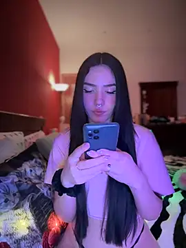 Snapshot of ShannonShanny chatting on January 2025 06:54:01 PM ShannonShanny online show from January 2025 06:54:01 PM