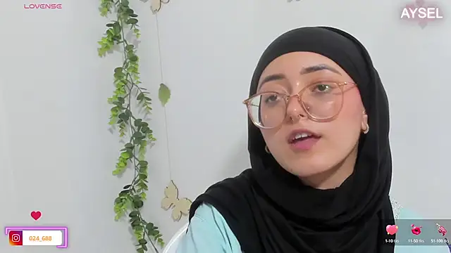 Snapshot of aysel_elid chatting on March 2025 03:45:01 AM aysel elid online show from March 2025 03:45:01 AM