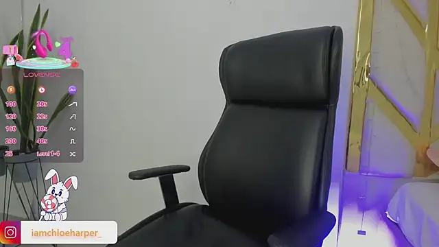 ChloeHarper  online show from March 2025 09:48:02 PM