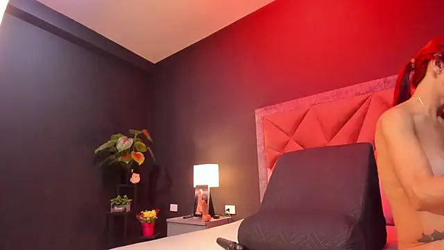 Snapshot of mia_milff chatting on October 2025 07:02:01 PM mia milff online show from October 2025 07:02:01 PM