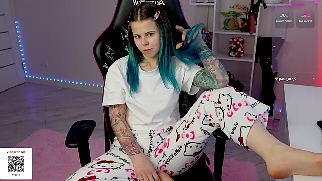 Latex Kitty online show from February 2026 02:57:02 PM