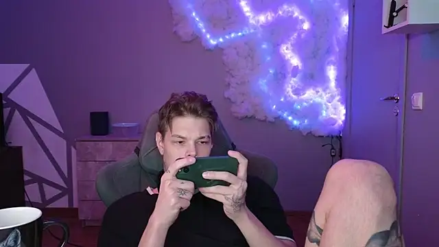 DENIS HERE online show from December 2024 04:26:01 PM