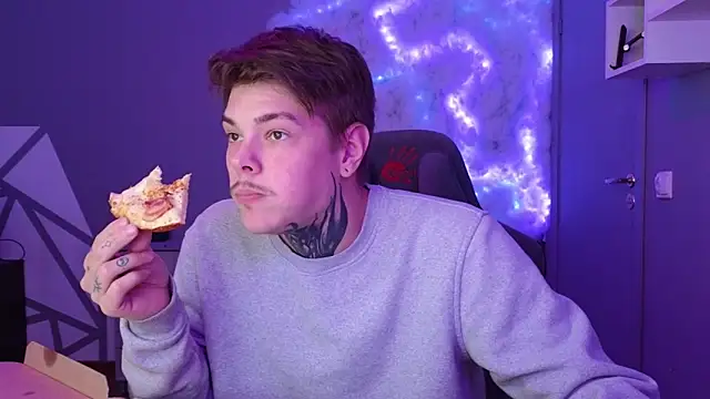 DENIS HERE online show from December 2024 03:05:01 PM