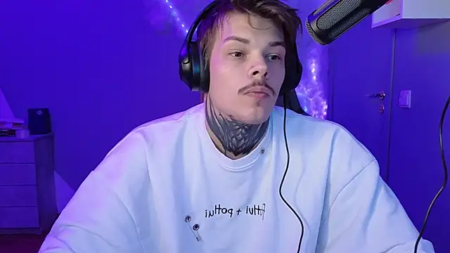 DENIS HERE online show from January 2025 07:51:02 AM