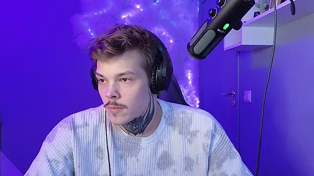 DENIS HERE online show from January 2025 08:21:01 AM