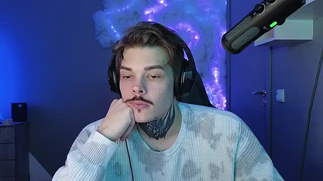 DENIS HERE online show from January 2025 11:22:02 AM