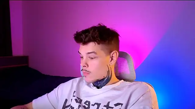 DENIS HERE online show from February 2026 04:02:02 PM