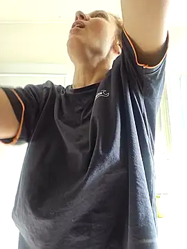 Exhibitionsplit online show from November 2025 11:38:02 AM