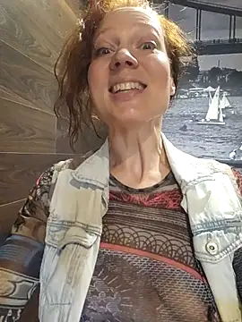 Exhibitionsplit online show from July 2026 10:02:01 AM