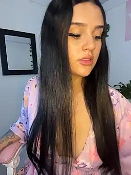 Snapshot of violet-333 chatting on July 2026 02:38:02 PM violet-333 online show from July 2026 02:38:02 PM