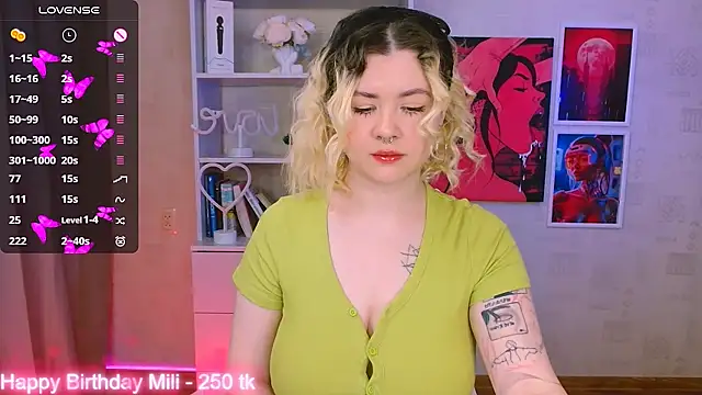 Snapshot of cutie_mili chatting on January 2025 03:19:02 AM cutie mili online show from January 2025 03:19:02 AM