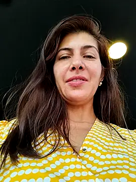 scarlett moore online show from March 2025 07:31:02 PM