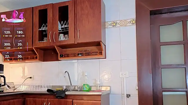 scarlett moore online show from April 2026 03:26:02 PM