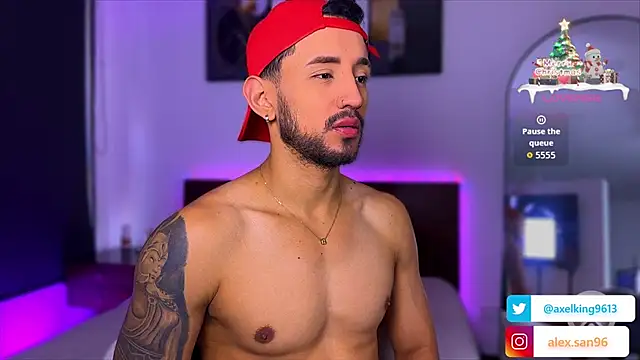 AxelKing1326 online show from December 2025 02:54:01 PM