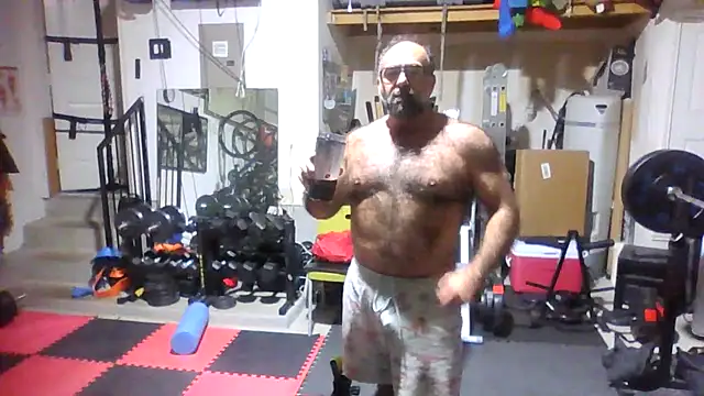 chainjulious online show from November 2025 04:28:02 PM