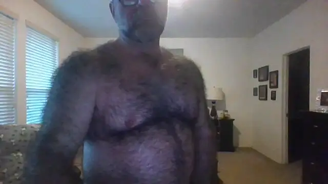 chainjulious online show from March 2026 01:04:02 PM