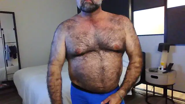 chainjulious online show from April 2026 04:45:02 PM