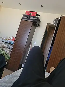 DesiRocco7 online show from November 2025 07:00:01 AM