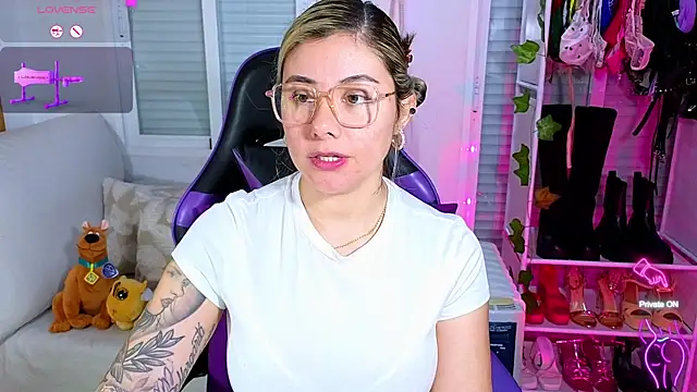 Tawny cox online show from January 2025 04:41:01 PM