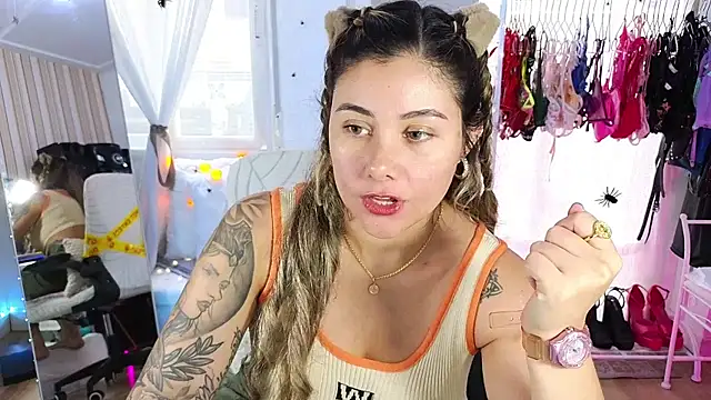 Tawny cox online show from October 2025 09:31:01 AM