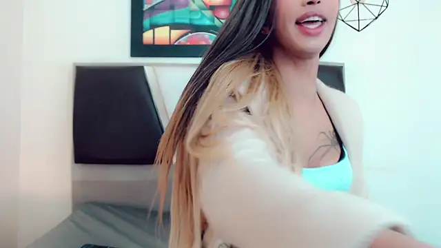 hilary rodriguez online show from March 2026 07:10:01 PM