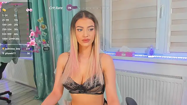 HarleyOuinn online show from December 2024 09:36:02 PM