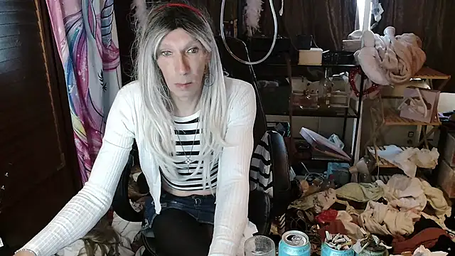 Ombeline1 online show from October 2025 08:24:01 AM