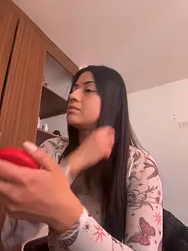 Juana19 online show from October 2025 02:57:02 PM