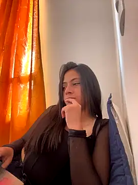 Juana19 online show from December 2025 06:06:01 PM