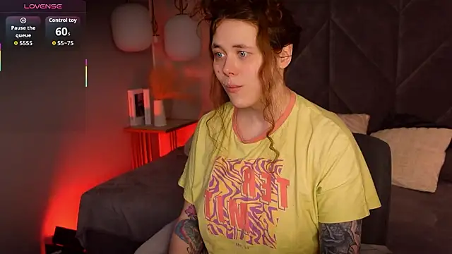 SophiePure online show from March 2026 08:23:02 PM