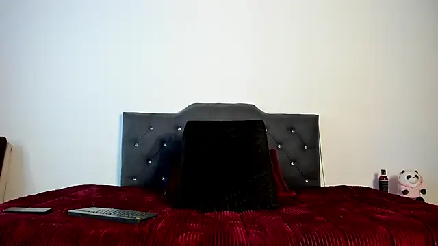 Snapshot of mariana_preciado chatting on January 2025 12:36:01 AM mariana preciado online show from January 2025 12:36:01 AM