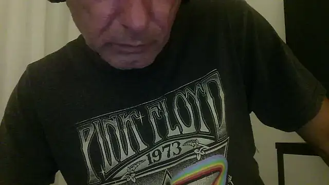 butseriouslykahnt online show from December 2024 09:02:02 AM