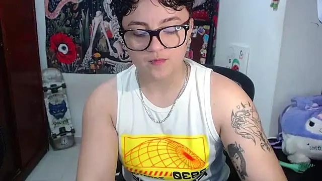 Snapshot of isabeautyx19 chatting on May 2026 12:48:02 AM isabeautyx19 online show from May 2026 12:48:02 AM