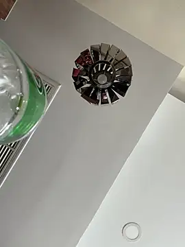 ellielawson online show from March 2026 05:03:02 AM