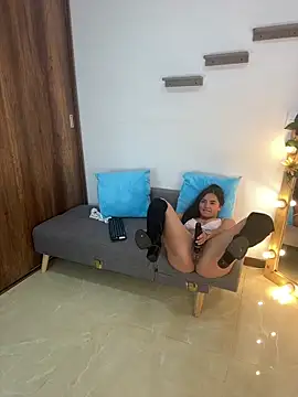 alexa joonesofficial online show from January 2025 12:47:01 AM