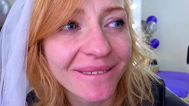 SquirtyAlisa online show from October 2025 08:10:01 PM