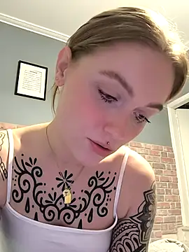 Goldloeckchen159 online show from February 2026 05:20:02 PM