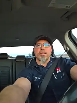 KrazyLegz online show from February 2026 11:20:02 PM